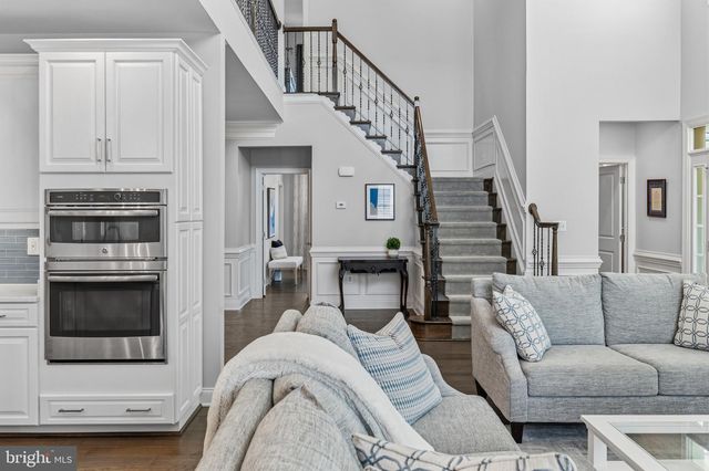43233 HATTONTOWN WOODS TER, Ashburn, VA 20148