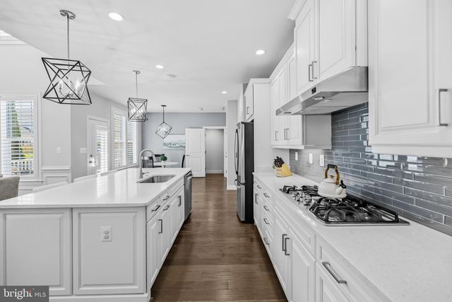 43233 HATTONTOWN WOODS TER, Ashburn, VA 20148