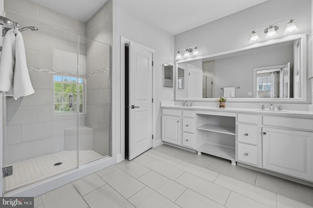 43233 HATTONTOWN WOODS TER, Ashburn, VA 20148