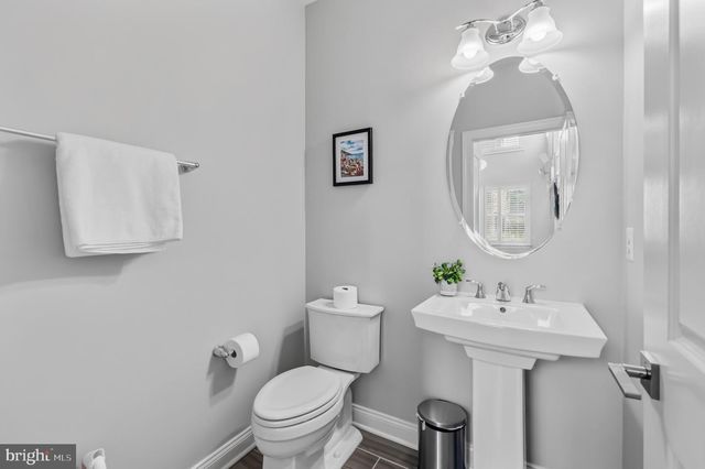43233 HATTONTOWN WOODS TER, Ashburn, VA 20148