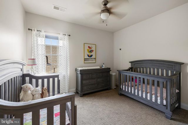 43233 HATTONTOWN WOODS TER, Ashburn, VA 20148