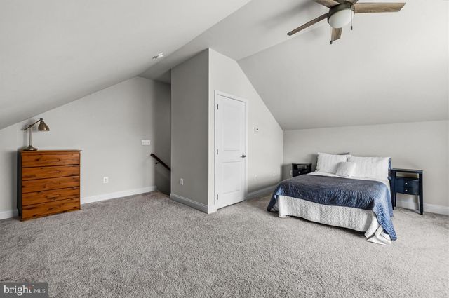 43233 HATTONTOWN WOODS TER, Ashburn, VA 20148