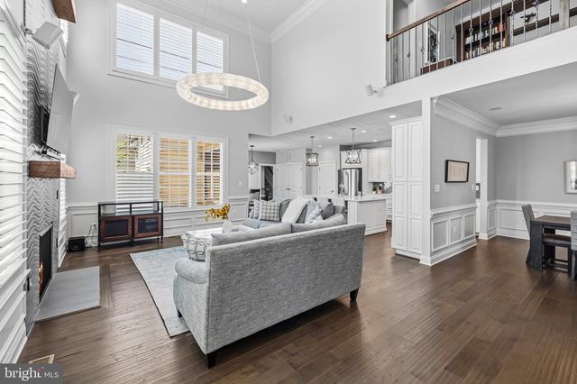 43233 HATTONTOWN WOODS TER, Ashburn, VA 20148