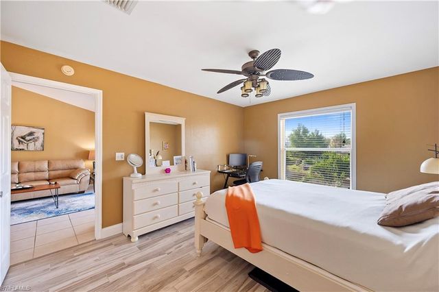 174 Pebble Shores DR S # 204, Naples, FL 34110