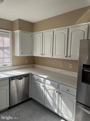 1 LINDEN HILL WAY SW, Leesburg, VA 20175