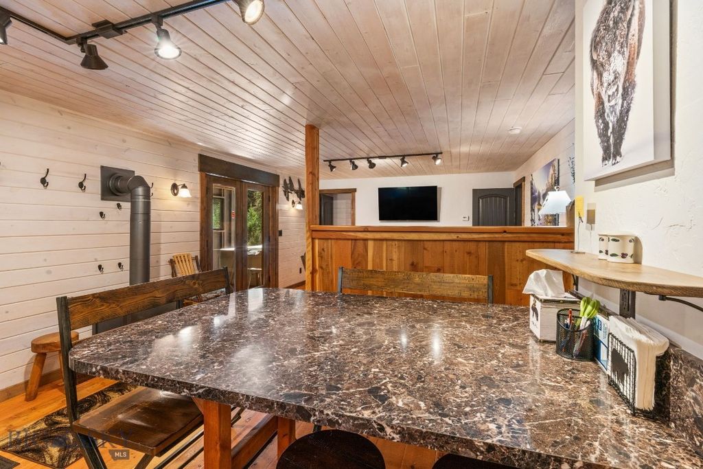 708 US Highway 212 W, Cooke City, MT 59020 photo 21