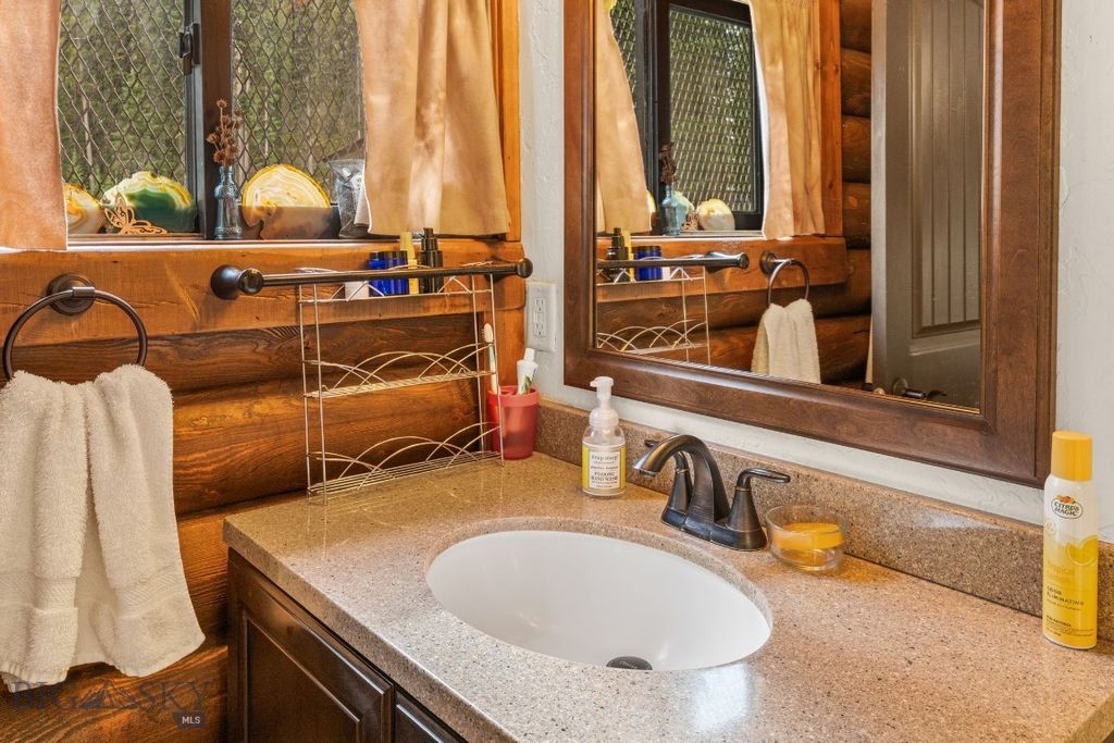 708 US Highway 212 W, Cooke City, MT 59020 photo 86