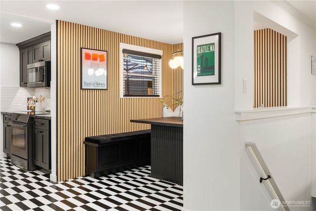 3419 48th Avenue SW, Seattle, WA 98116