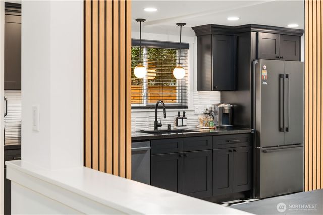 3419 48th Avenue SW, Seattle, WA 98116