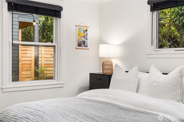 3419 48th Avenue SW, Seattle, WA 98116