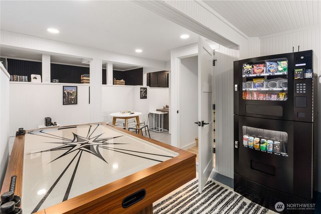 3419 48th Avenue SW, Seattle, WA 98116