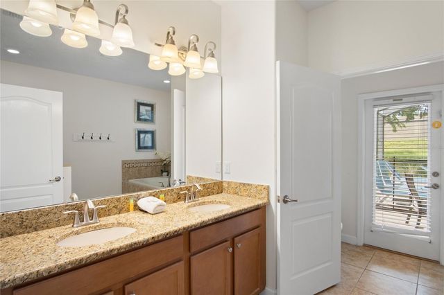1464 MOON VALLEY DRIVE, Davenport, FL 33896