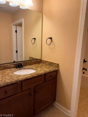 6168 Sunny Brook Drive, Clemmons, NC 27012