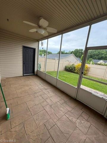 6168 Sunny Brook Drive, Clemmons, NC 27012