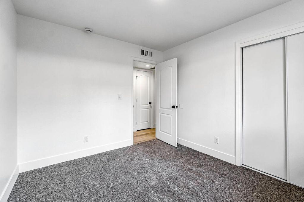 Image 28 of property listing at 5882 W Fallon Avenue, Fresno, CA 93722