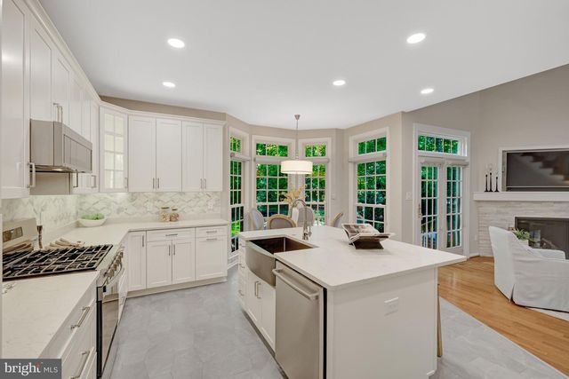 11413 HOLLOW TIMBER WAY, Reston, VA 20194