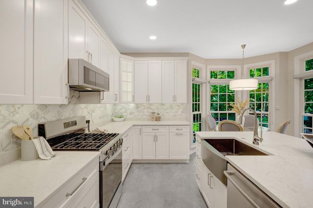 11413 HOLLOW TIMBER WAY, Reston, VA 20194