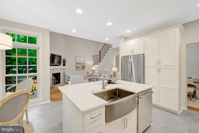 11413 HOLLOW TIMBER WAY, Reston, VA 20194