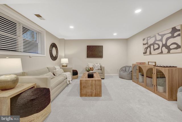 11413 HOLLOW TIMBER WAY, Reston, VA 20194