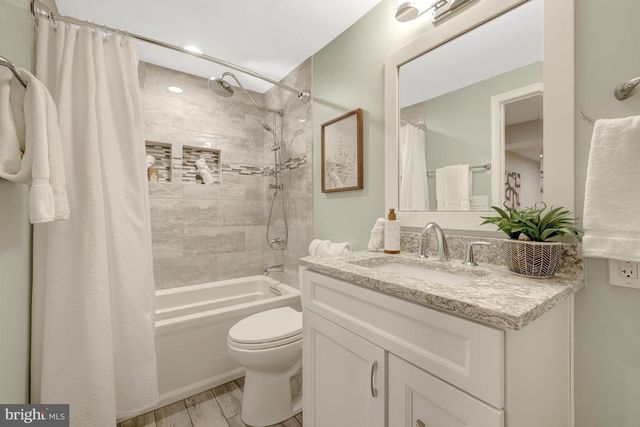 11413 HOLLOW TIMBER WAY, Reston, VA 20194