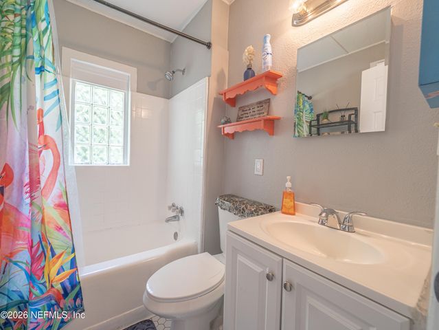 3637 E EVE Drive E, Jacksonville, FL 32246