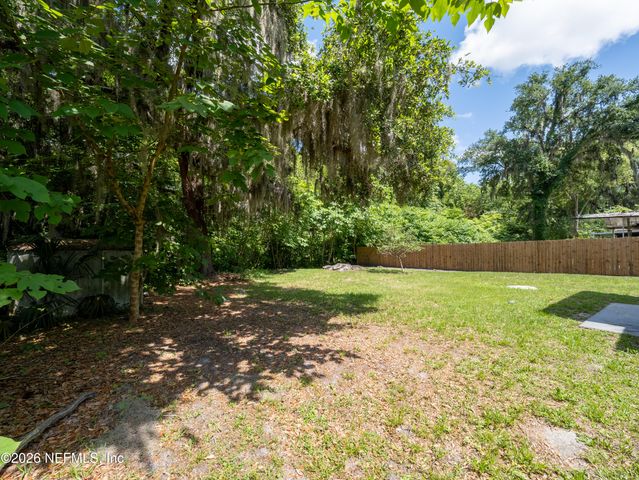 3637 E EVE Drive E, Jacksonville, FL 32246