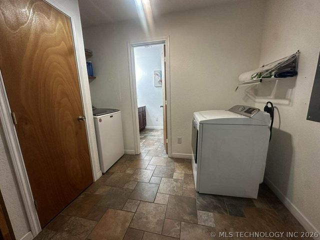 264 Delaware Avenue, Eucha, OK 74342