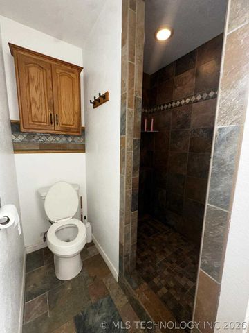 264 Delaware Avenue, Eucha, OK 74342