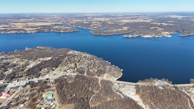 264 Delaware Avenue, Eucha, OK 74342