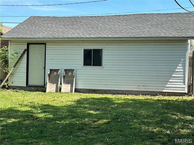 40 N Missouri Avenue, Belleville, IL 62220