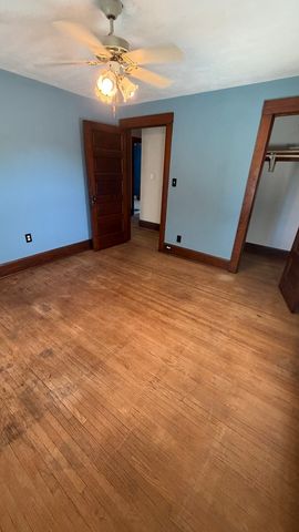 1607 Latham Street, Rockford, IL 61103