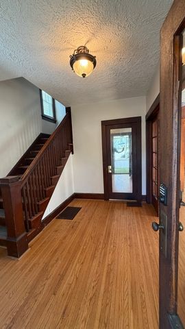 1607 Latham Street, Rockford, IL 61103