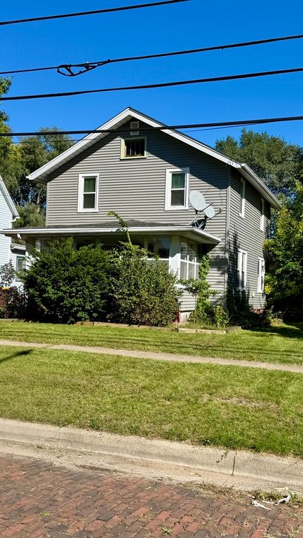 1607 Latham Street, Rockford, IL 61103
