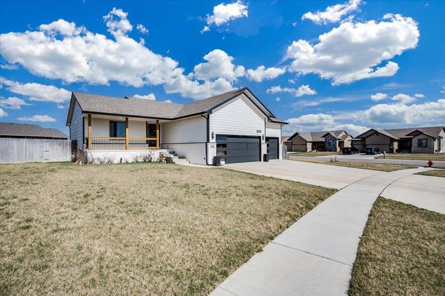2610 E New Spring Ct, Derby, KS 67037