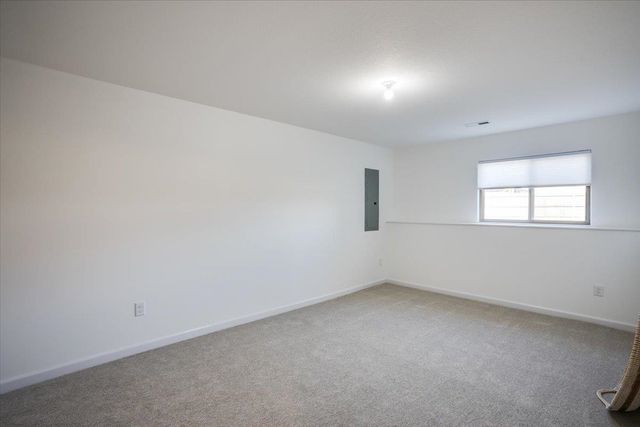 2610 E New Spring Ct, Derby, KS 67037