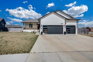 2610 E New Spring Ct, Derby, KS 67037