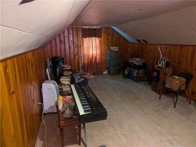 809 W 25th Street Terrace, Higginsville, MO 64037