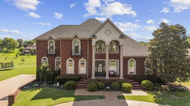 2020 Shoreline Dr, Mount Juliet, TN 37122