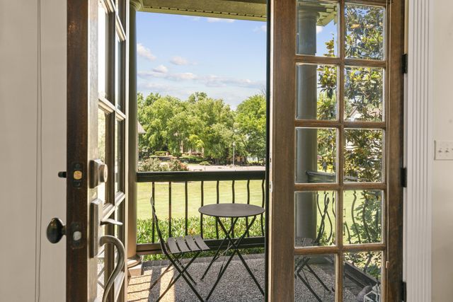 2020 Shoreline Dr, Mount Juliet, TN 37122