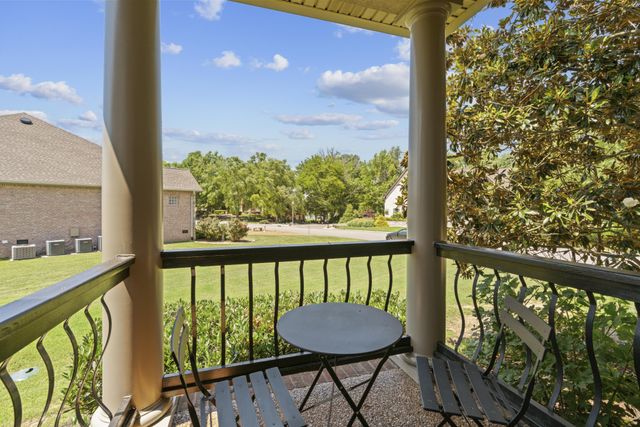 2020 Shoreline Dr, Mount Juliet, TN 37122