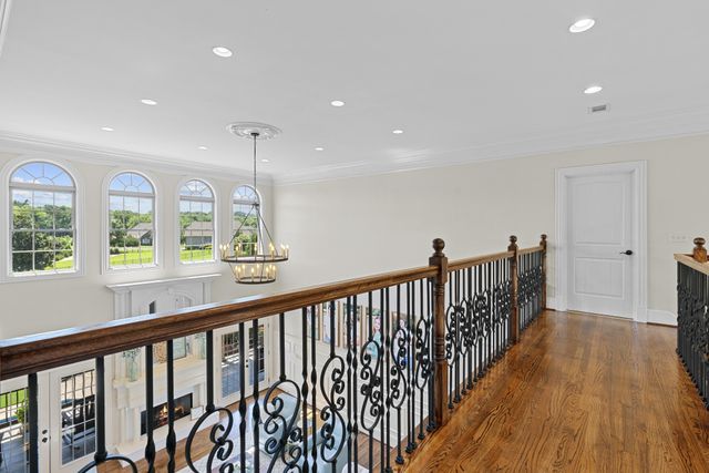 2020 Shoreline Dr, Mount Juliet, TN 37122
