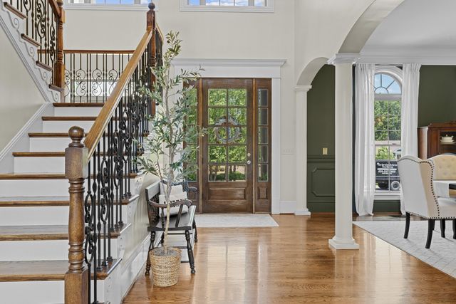 2020 Shoreline Dr, Mount Juliet, TN 37122