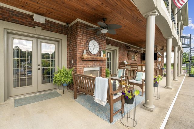 2020 Shoreline Dr, Mount Juliet, TN 37122