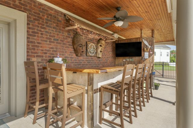 2020 Shoreline Dr, Mount Juliet, TN 37122