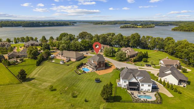 2020 Shoreline Dr, Mount Juliet, TN 37122