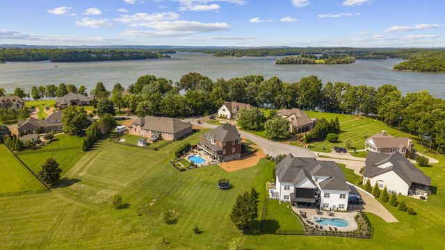 2020 Shoreline Dr, Mount Juliet, TN 37122