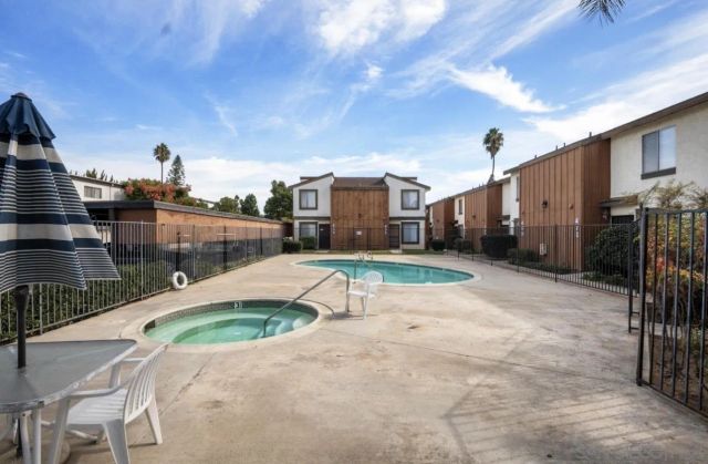 477 S Lincoln Ave, El Cajon, CA 92020