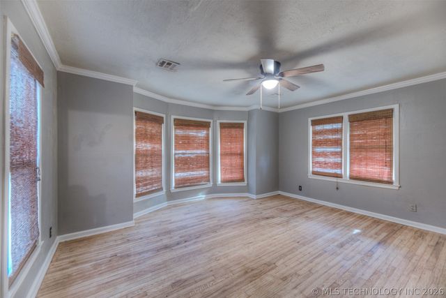 544 S Oswego Avenue, Tulsa, OK 74112