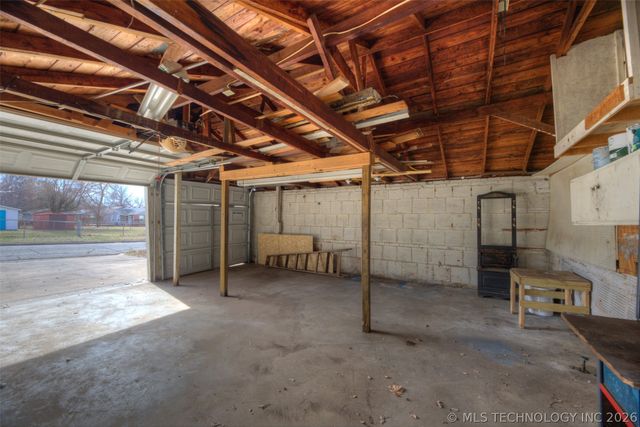 544 S Oswego Avenue, Tulsa, OK 74112