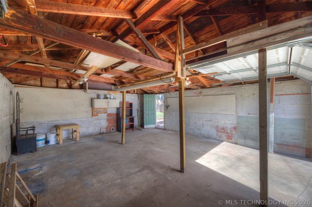 544 S Oswego Avenue, Tulsa, OK 74112